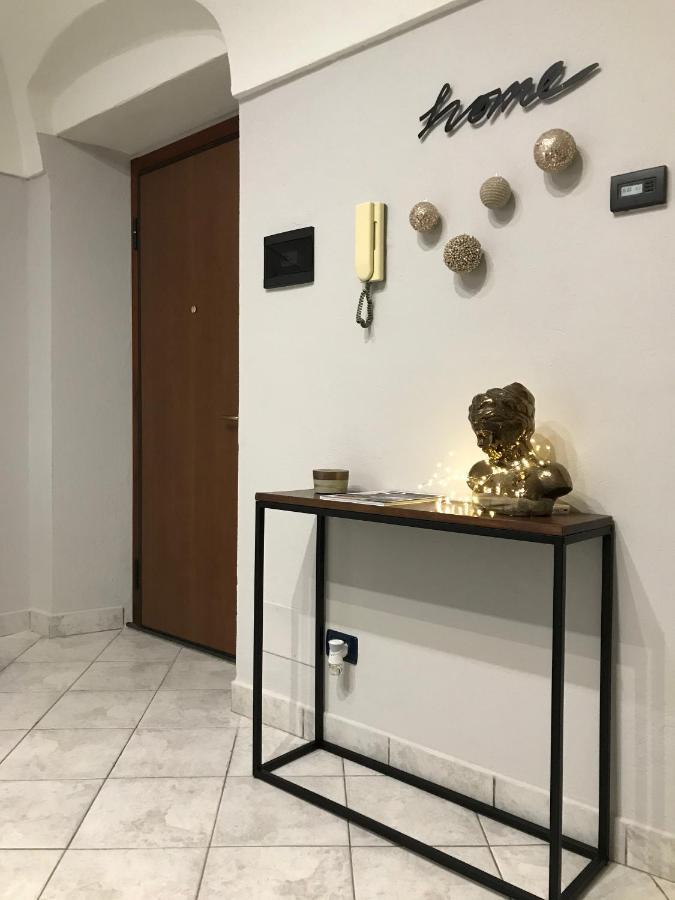 Rossi21 Appartement Cuneo Buitenkant foto